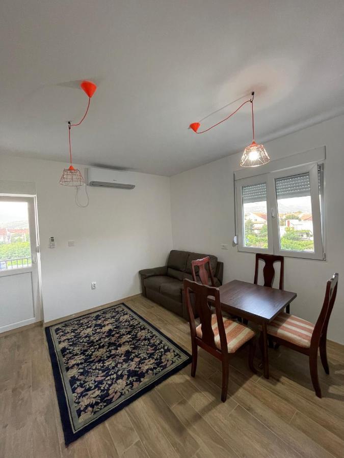 Entire Spacious Apartment With Free Parking Podgorica Eksteriør bilde